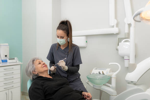 Best Holiday Emergency Dentist in Battle Ground, IN